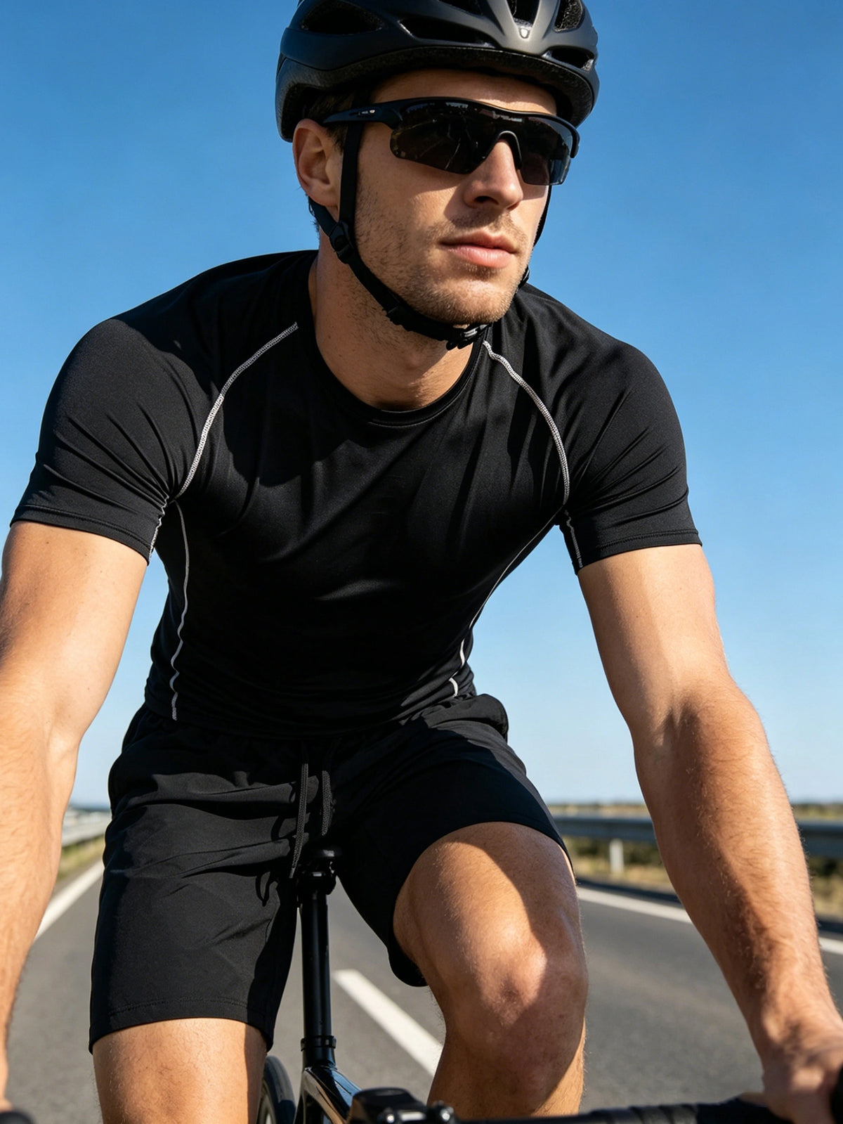 2-piece Men's Athletic Workout Set, Running, Gym Compression Gear, All-Season Wear, Breathable Quick Dry Compression Short Sleeve Training Shirt with Elastic Waistband Shorts, Activewear Outfit for Running Fitness Basketball Outdoor activities,Black