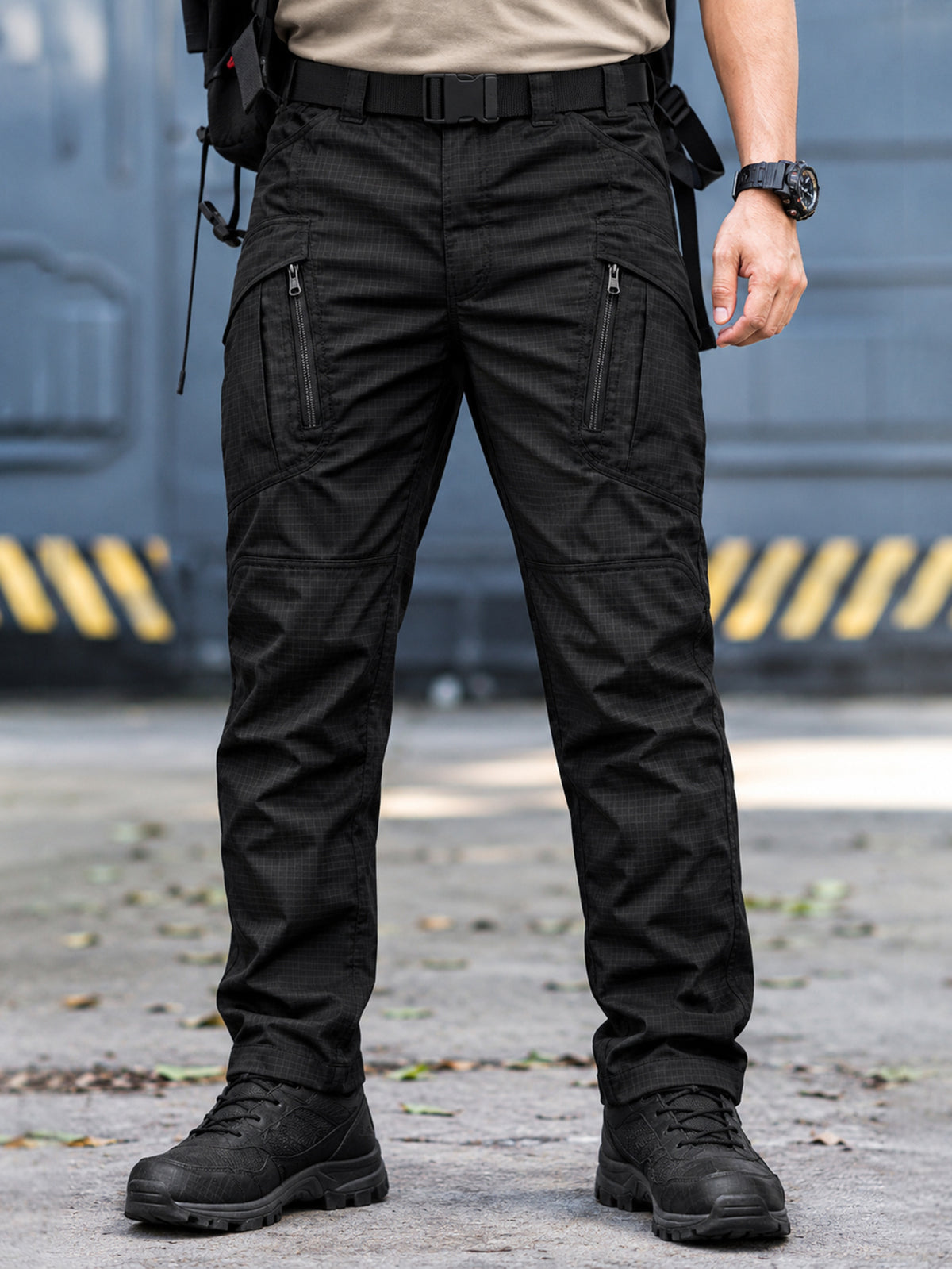 Men's Cargo Pants Work Pants Black, Lightweight Ripstop Outdoor Pants, Durable Water Resistant Work Trousers with 9 Pockets, Abrasion-resistant Fabric, Utility Long Pants for Outdoor Work, Camping, Training, Daily Commute and Casual Wear,1PCS
