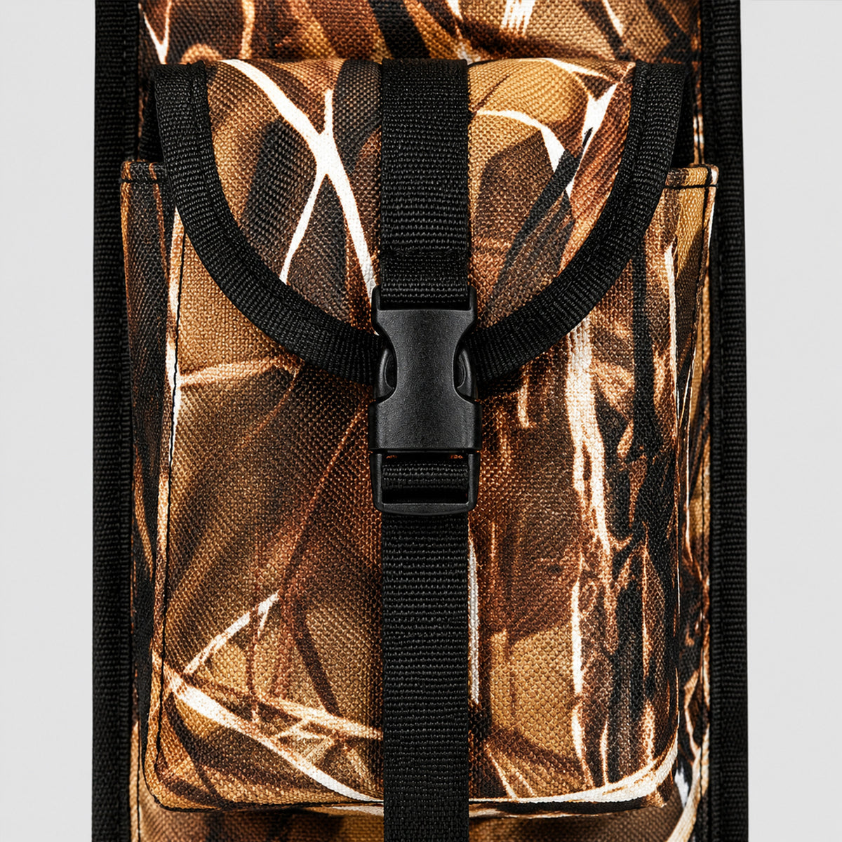 Practice Arrow Archery Bag,Competitive Camouflage Quiver Back, Single Shoulder Strap, Outdoor Multifunctional Tactical Arrows Bag, Versatile Arrow Quiver, Can Holds 18-24 Arrows, Holder Side Hip Arrows Bag for Compound Recurve Bow Practice Target